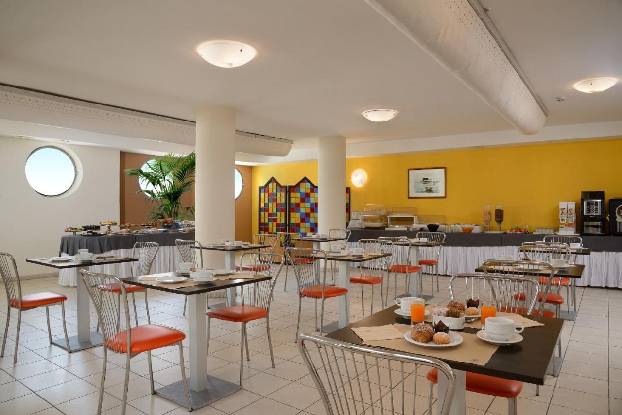 Hotel Nuovo Diana Senigallia Exterior photo