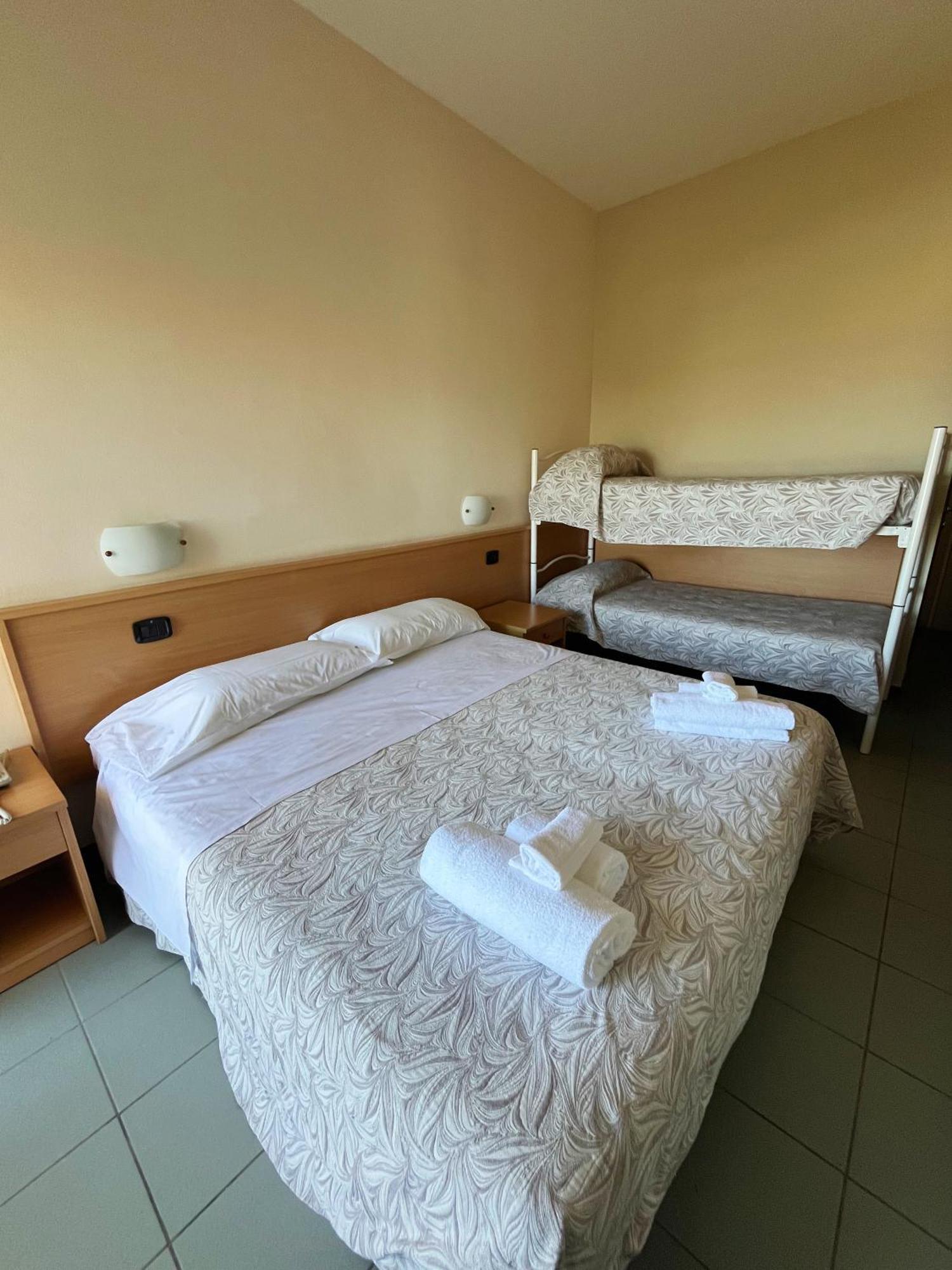 Hotel Nuovo Diana Senigallia Exterior photo